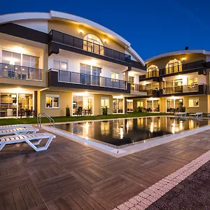 2* Appart hôtel Lara Homes
